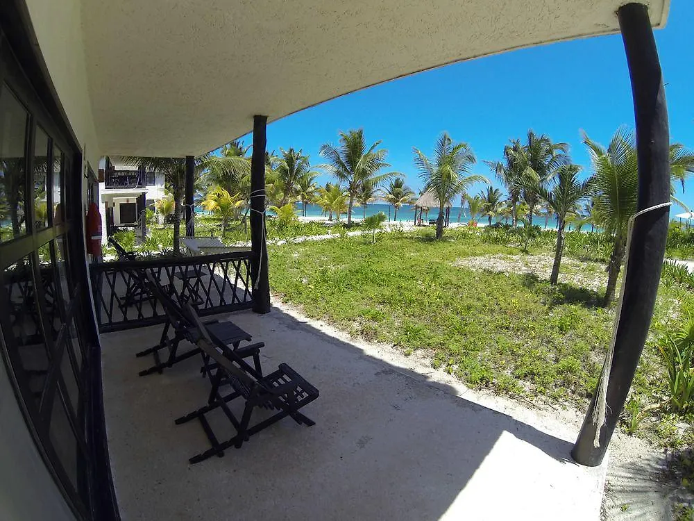 Hotel Cabana Los Lirios Tulum