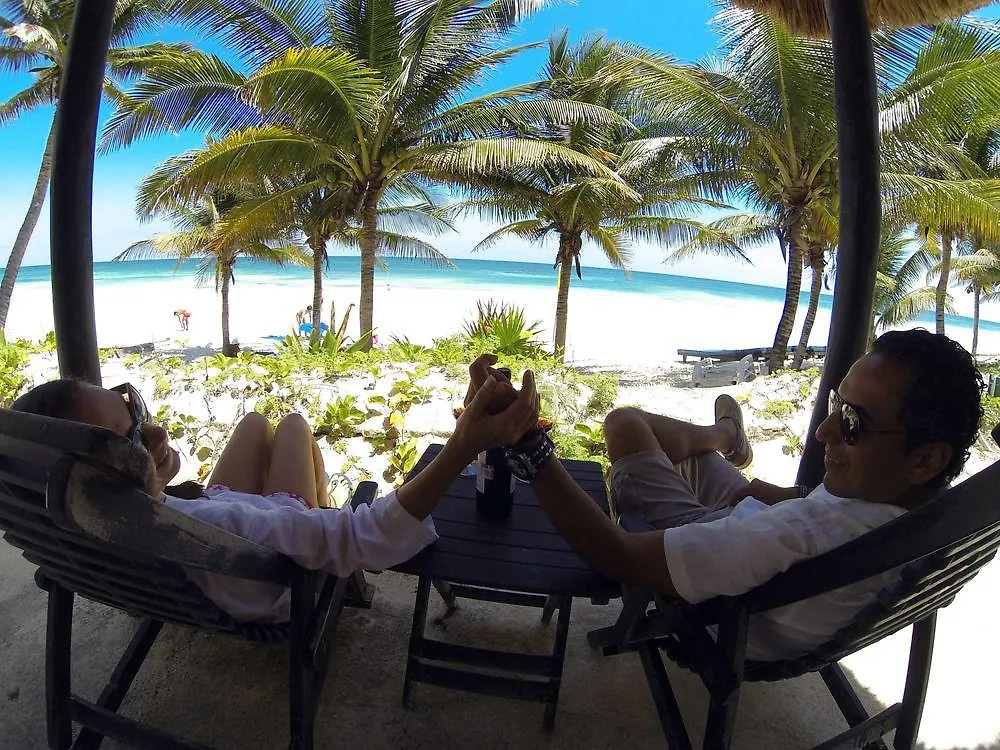 Hotel Cabana Los Lirios Tulum Mexico