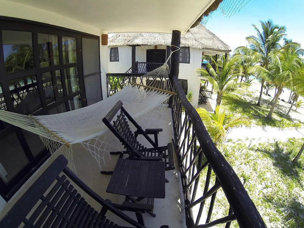 Hotel Cabana Los Lirios Tulum