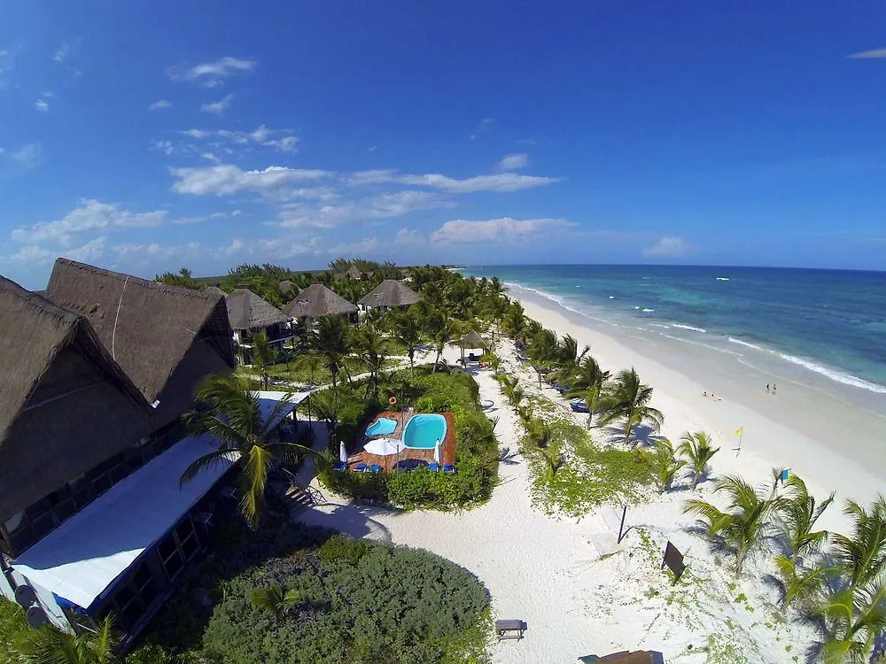 Hotel Cabana Los Lirios Tulum