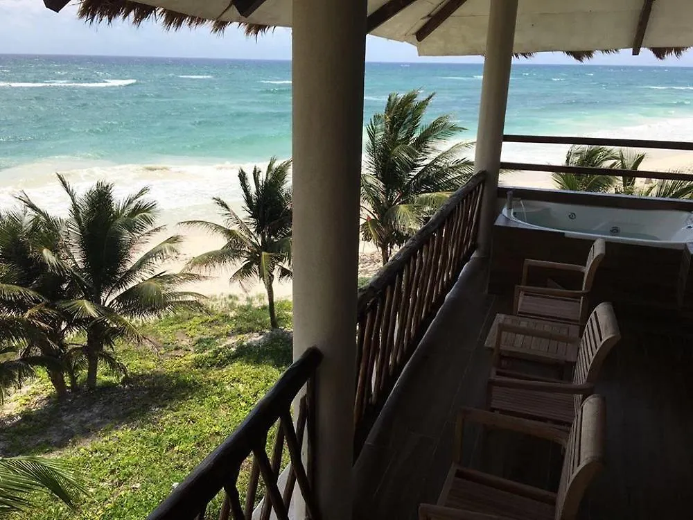 Hotel Cabana Los Lirios Tulum