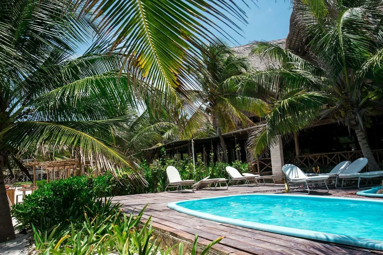 Hotel Cabana Los Lirios Tulum 3*,  Mexico