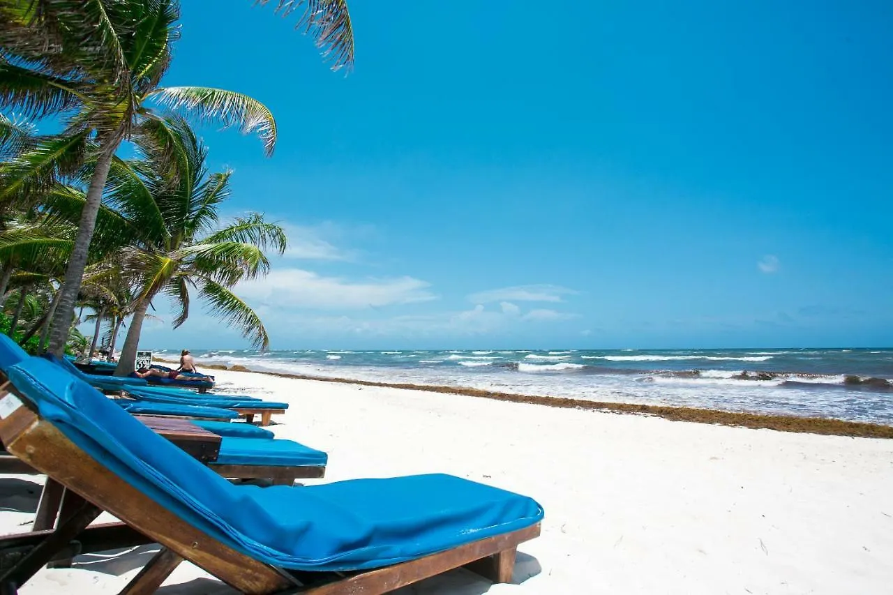 Hotel Cabana Los Lirios Tulum
