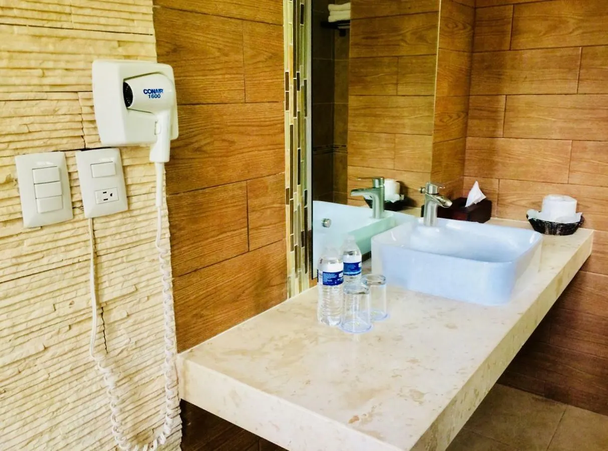 Hotel Cabana Los Lirios Tulum