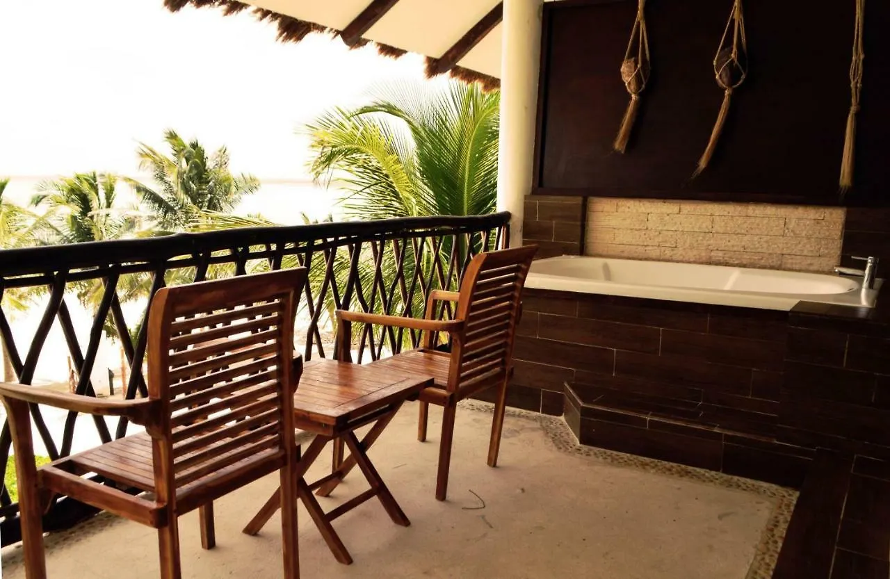 Hotel Cabana Los Lirios Tulum