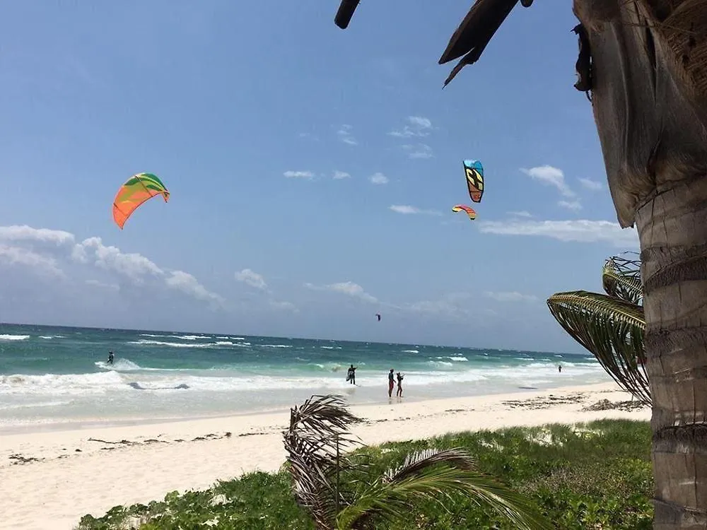 Hotel Cabana Los Lirios Tulum Mexico