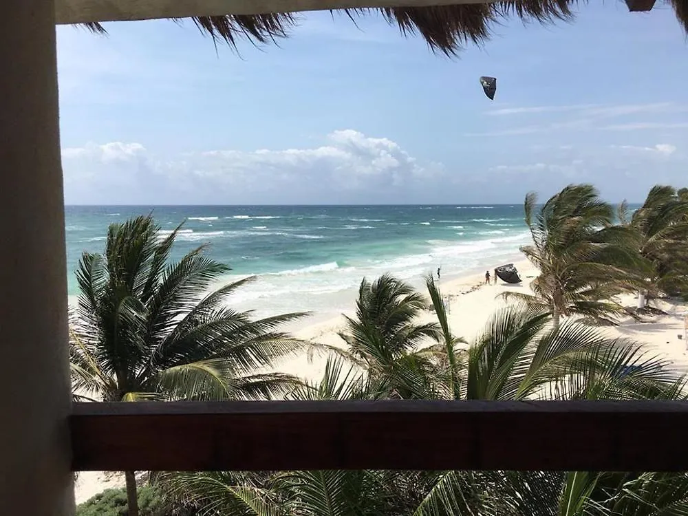 ***  Hotel Cabana Los Lirios Tulum Mexico