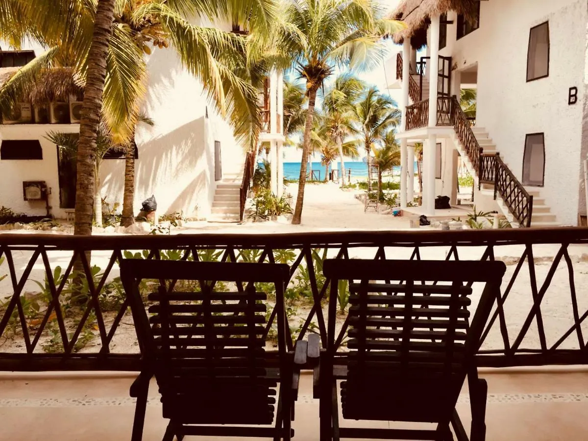 Hotel Cabana Los Lirios Tulum
